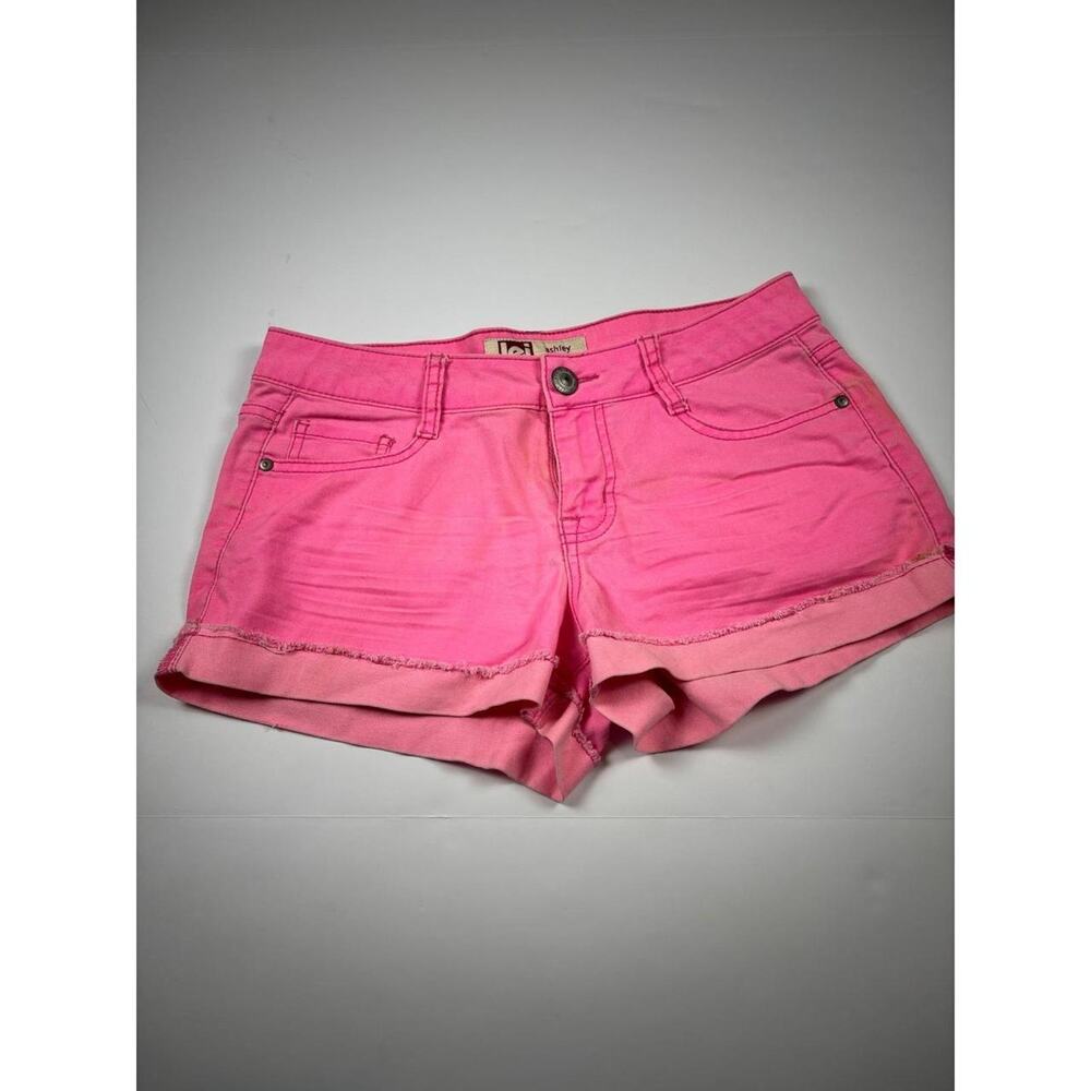 LEI Ashley Barbiecore Low Rise‎ Denim Shorts Pink Frayed Hem Cuffed SZ9 Hot Pink